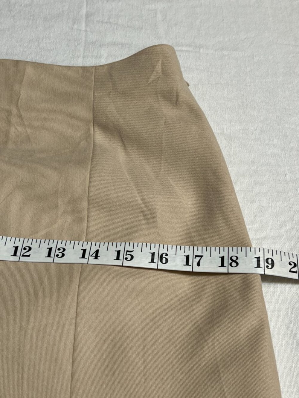 Uniqlo Flare Midi Skirt Beige A-Line High Waist Lined Size S/26" Minimalist - Picture 6 of 8